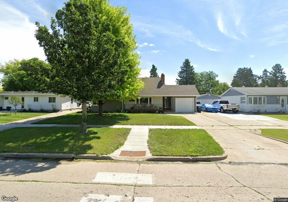 1822 16th St S, Fargo, ND 58103 - photo 1