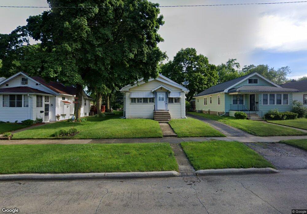 724 W Pacific Ave, Waukegan, IL 60085 - photo 1