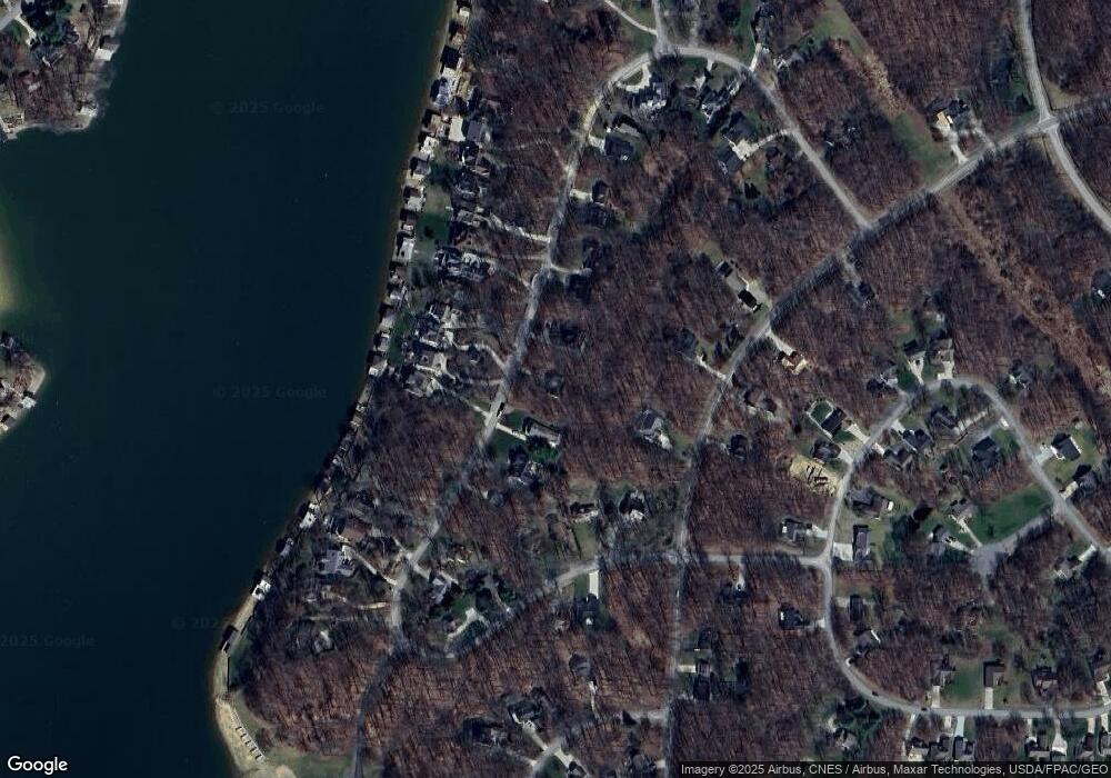 882 Kingsway Cir, Howard, OH 43028 - photo 1