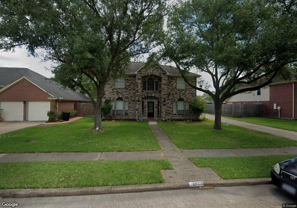 1901 Desota St, Friendswood, TX 77546 - photo 1