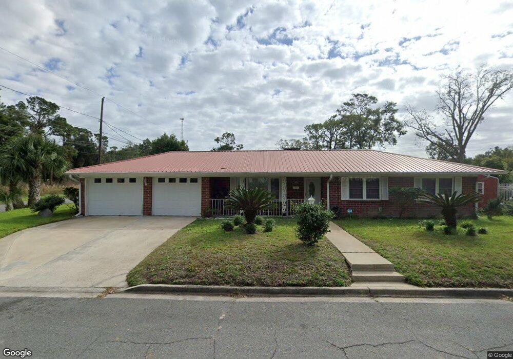 1410 3rd St, Brunswick, GA 31520 - photo 1