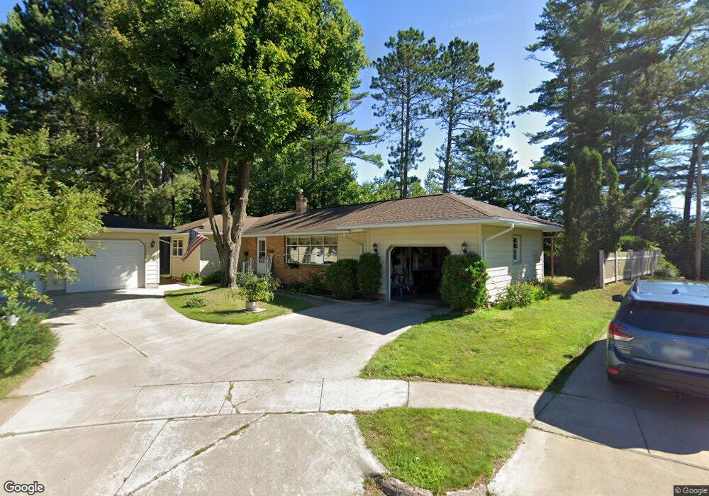 802 Ann Cir, Cloquet, MN 55720 - photo 1