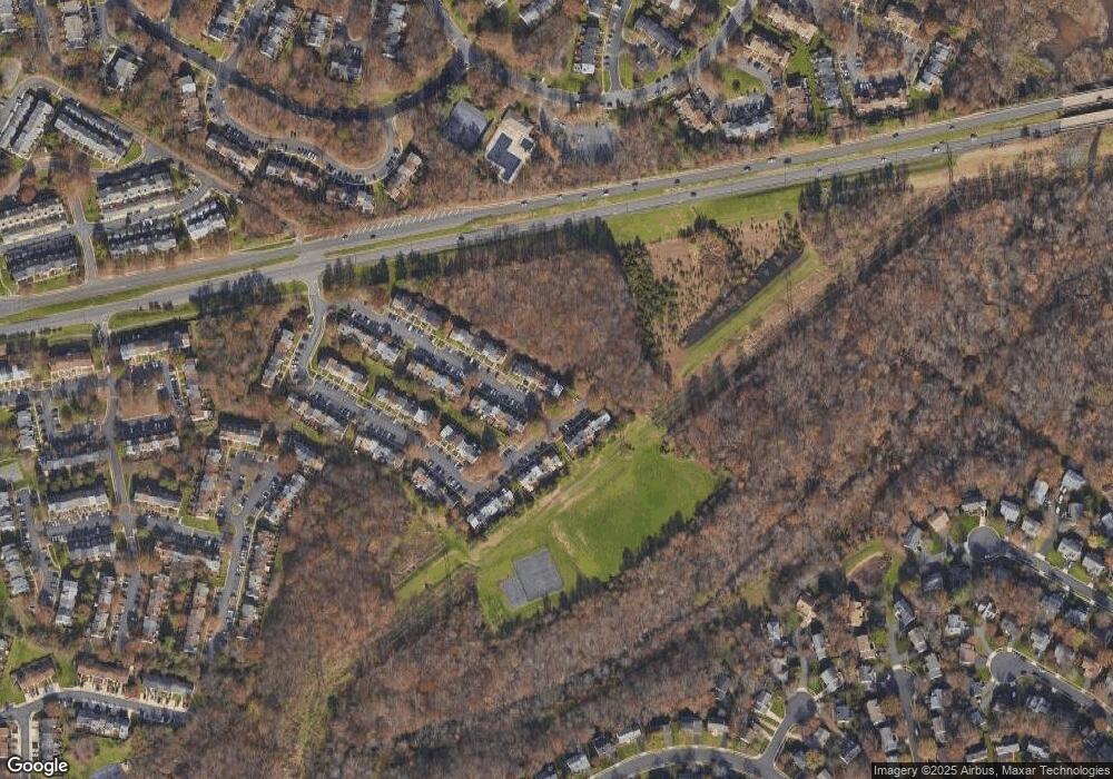 13802 Fount Beattie Ct, Centreville, VA 20121 - photo 1