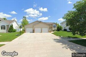 3362 Washington St S, Fargo, ND 58104