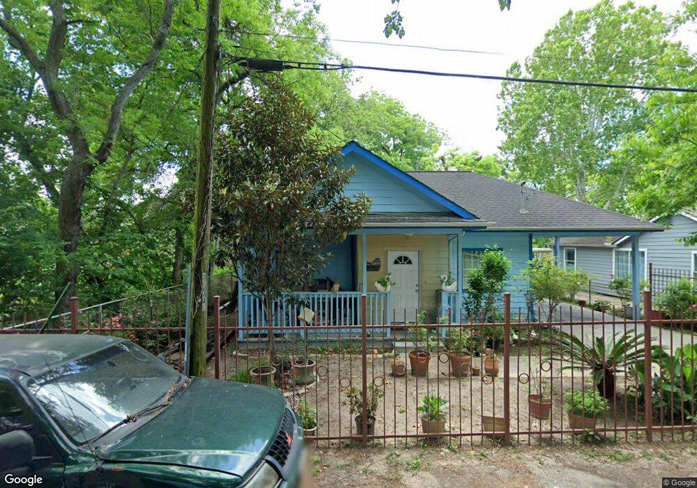 144 Grothe Ln, Houston, TX 77022 - photo 1