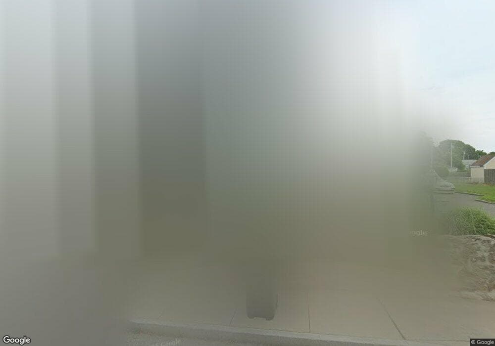 19 Potter St, South Dartmouth, MA 02748 - photo 1