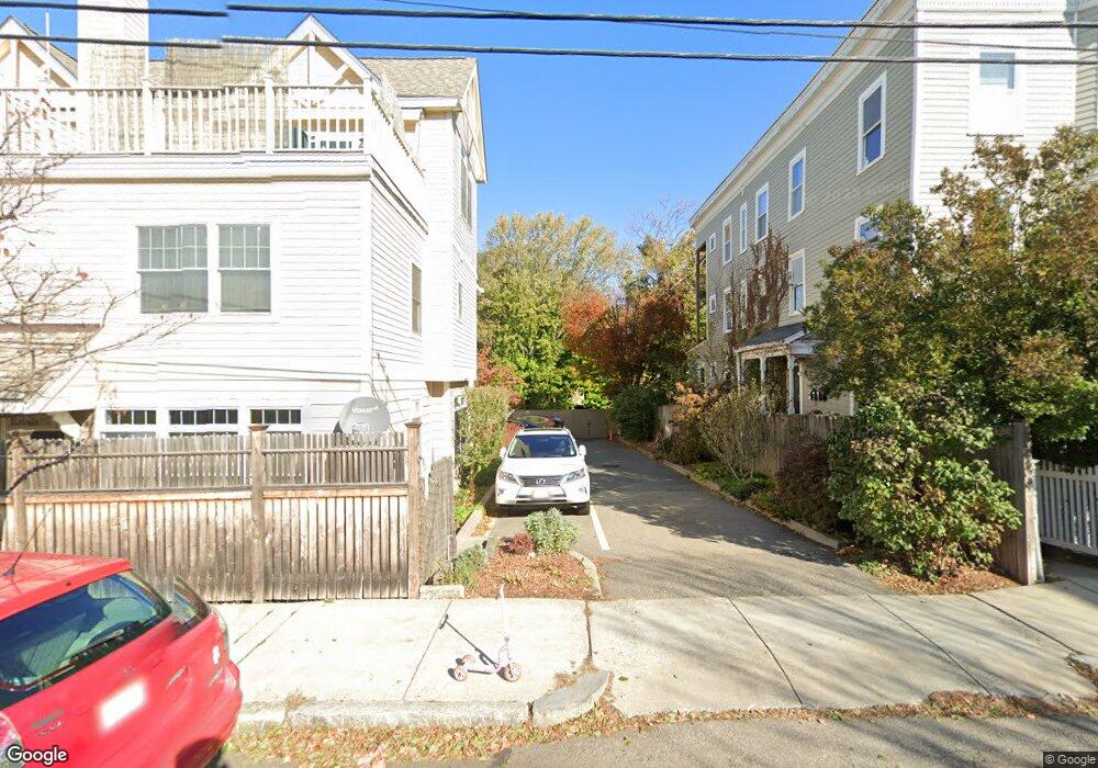 131 Richdale Ave unit 2, Cambridge, MA 02140 - photo 1