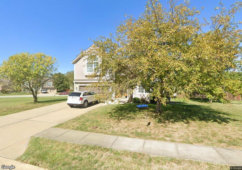 1112 Yokley Dr, Raymore, MO 64083 - photo 1