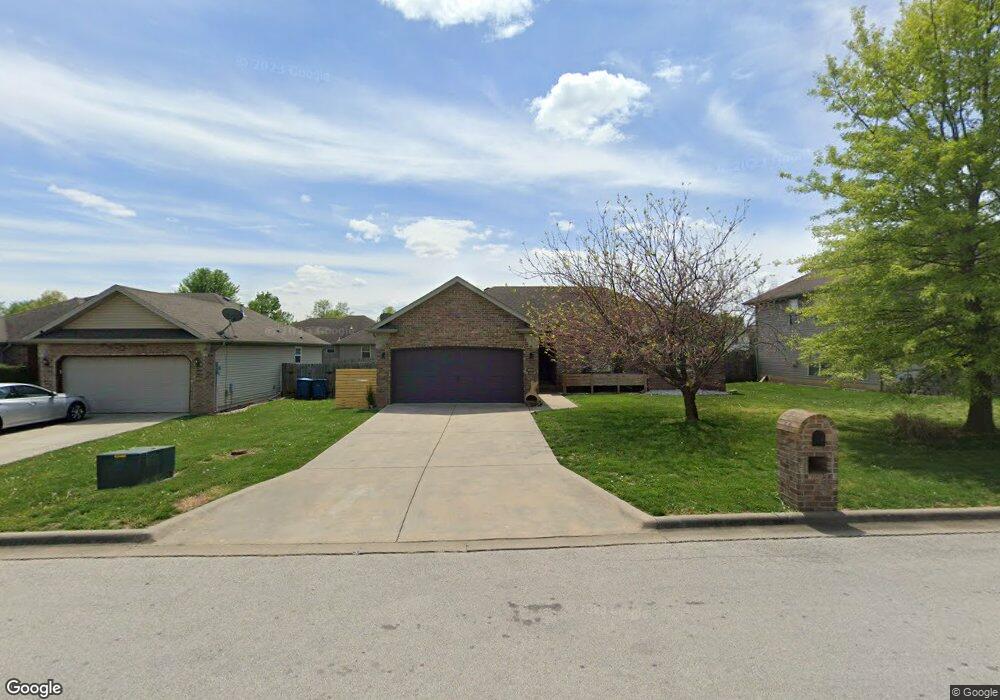 880 W Cambridge Ave, Nixa, MO 65714 - photo 1