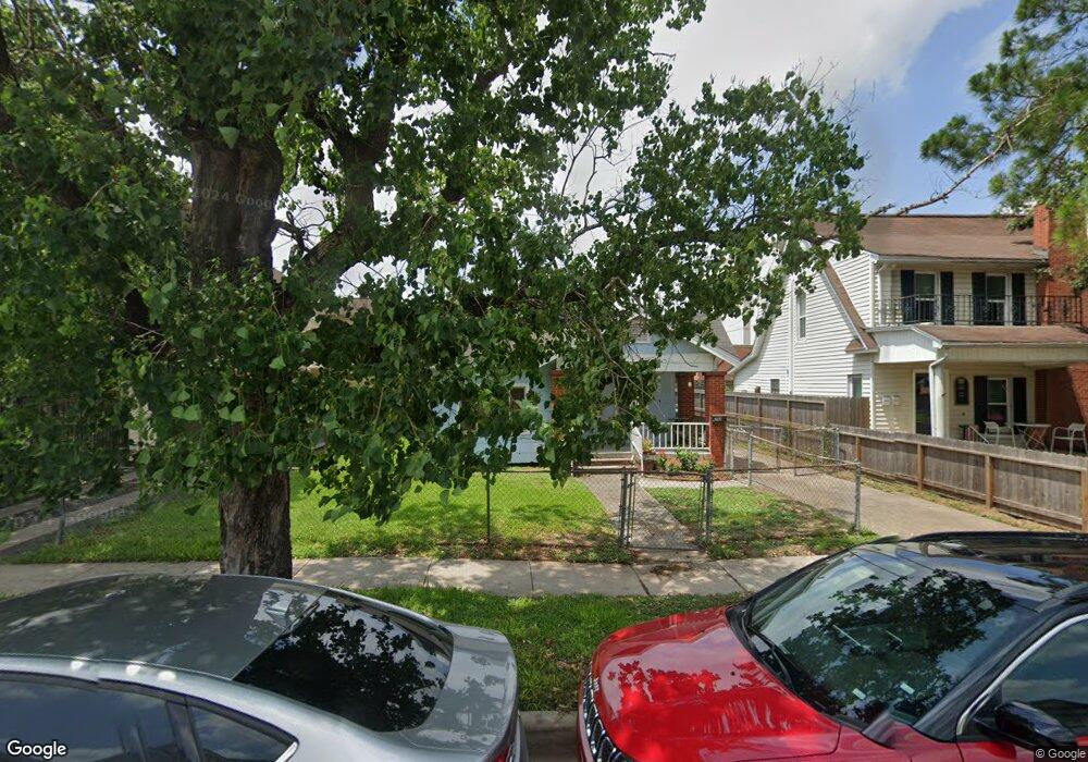 713 E 14th St, Houston, TX 77008 - photo 1