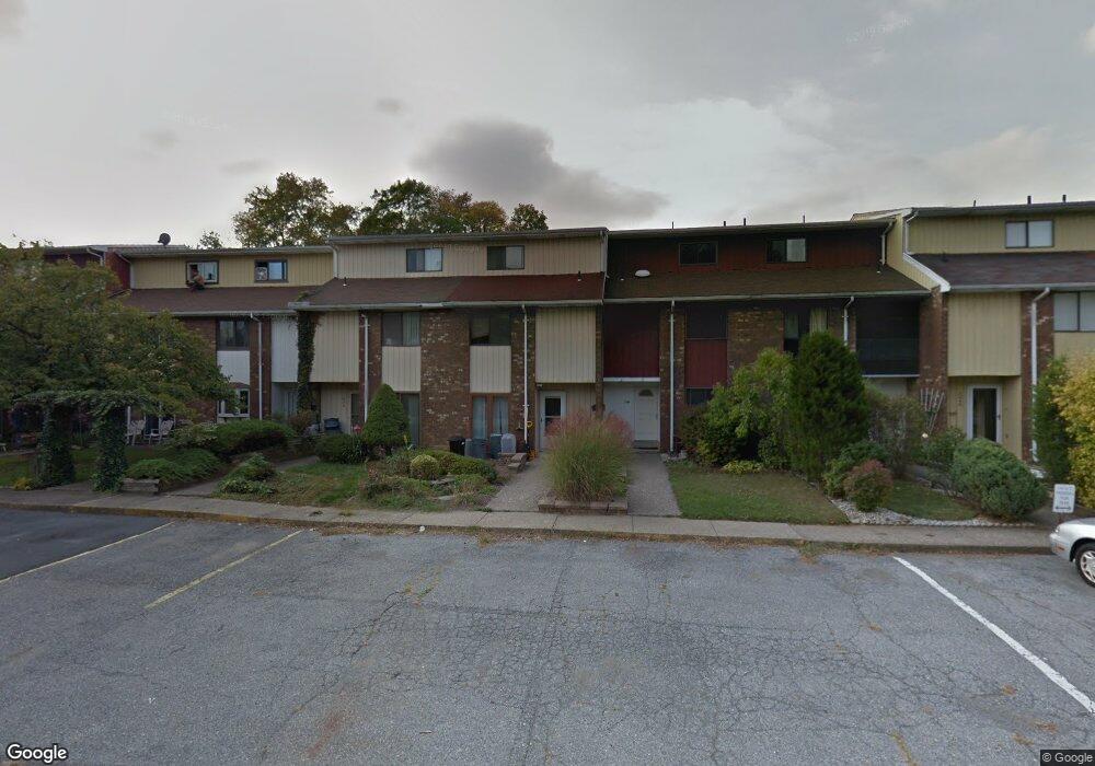 1542 Creekside Rd, Whitehall, PA 18052 - photo 1