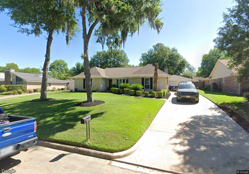 5423 Apple Blossom Ln, Friendswood, TX 77546 - photo 1