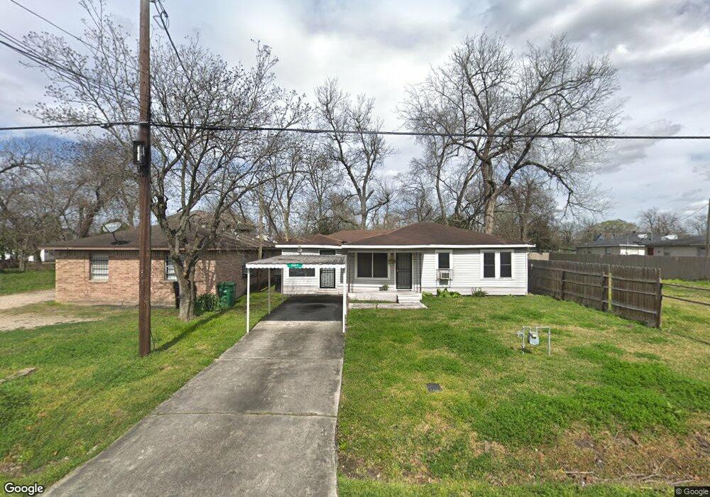 3917 Caplin St, Houston, TX 77026 - photo 1