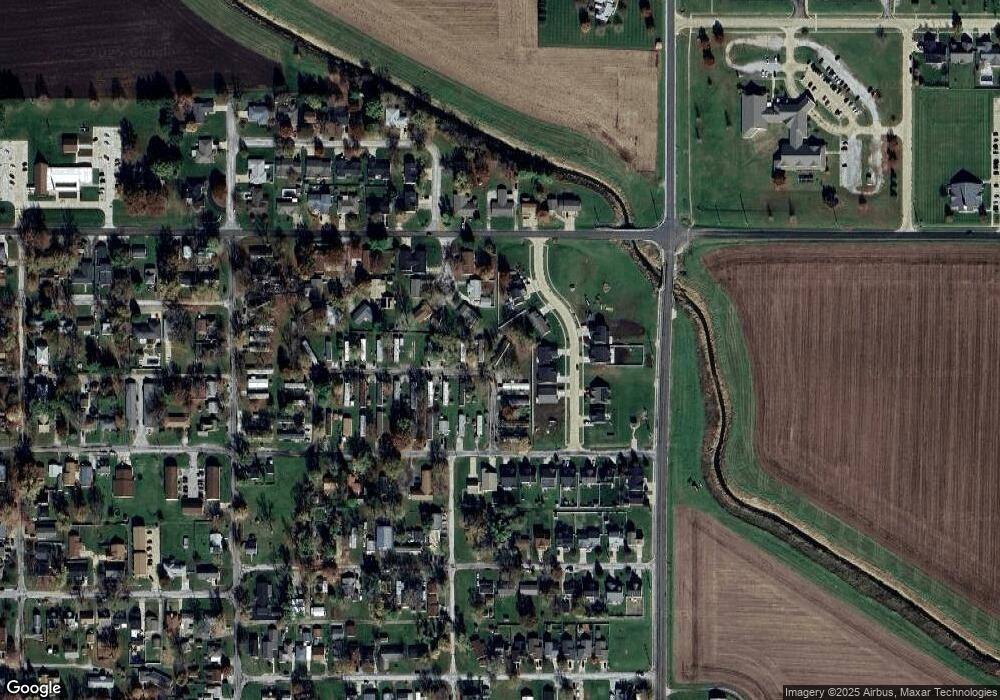 701 N Carico St, Tuscola, IL 61953 - photo 1