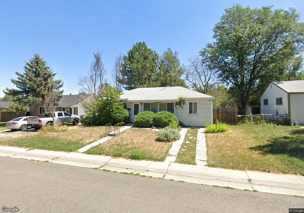 1070 Macon St, Aurora, CO 80010 - photo 1