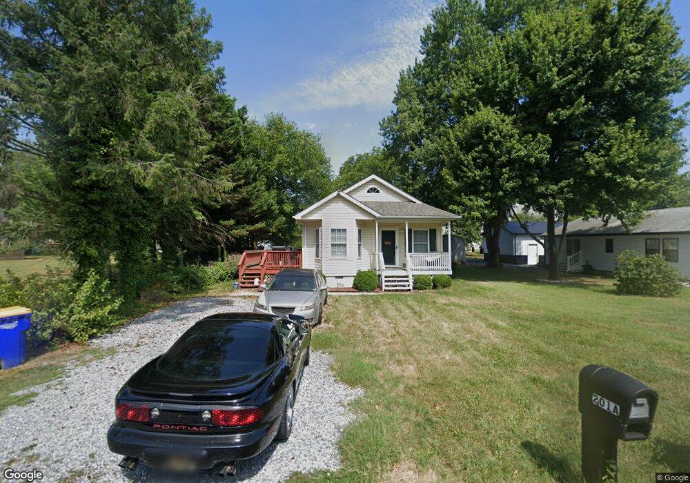 201 Franklin St, Harrington, DE 19952 - photo 1