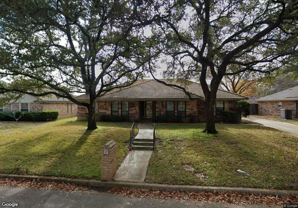 305 Circleview Dr N, Hurst, TX 76054 - photo 1