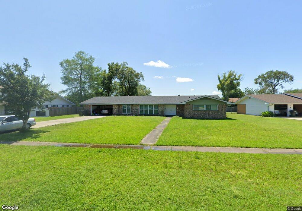 1313 Jefferson Dr, Lake Charles, LA 70605 - photo 1