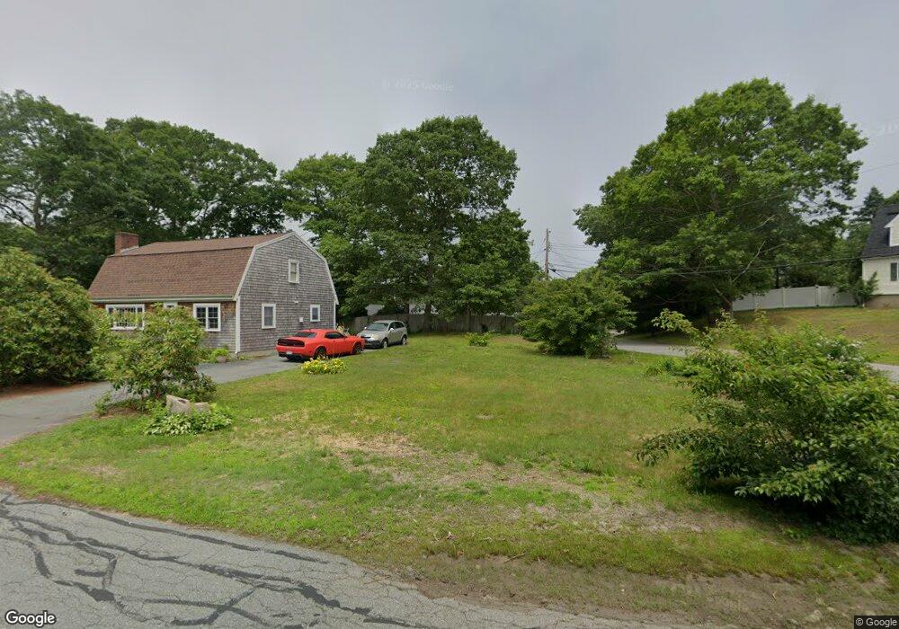 83 Cranberry Rd, Buzzards Bay, MA 02532 - photo 1
