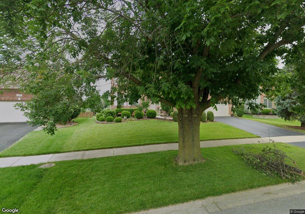 2420 Cloverdale Rd, Naperville, IL 60564 - photo 1