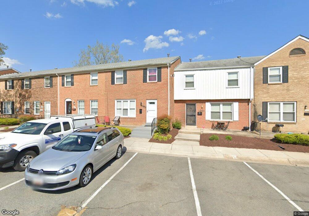 1963 Addison Rd S unit 1963, District Heights, MD 20747 - photo 1