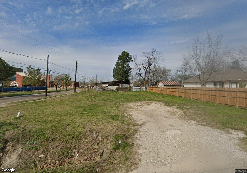 701 King St, Houston, TX 77022 - photo 1