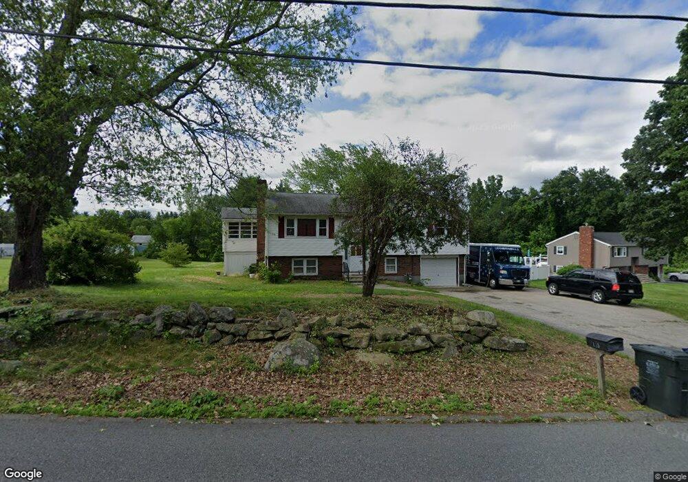 135 Fox Ave, Dracut, MA 01826 - photo 1