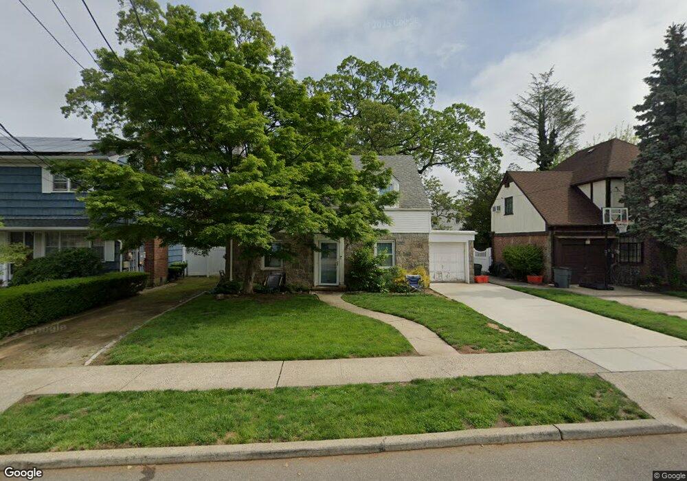 217 Elm St, West Hempstead, NY 11552 - photo 1