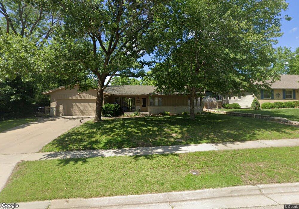 2020 SW 32nd Terrace, Topeka, KS 66611 - photo 1