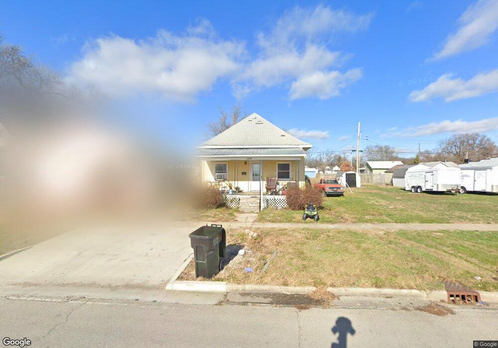 2604 Charleston Ave, Mattoon, IL 61938 - photo 1