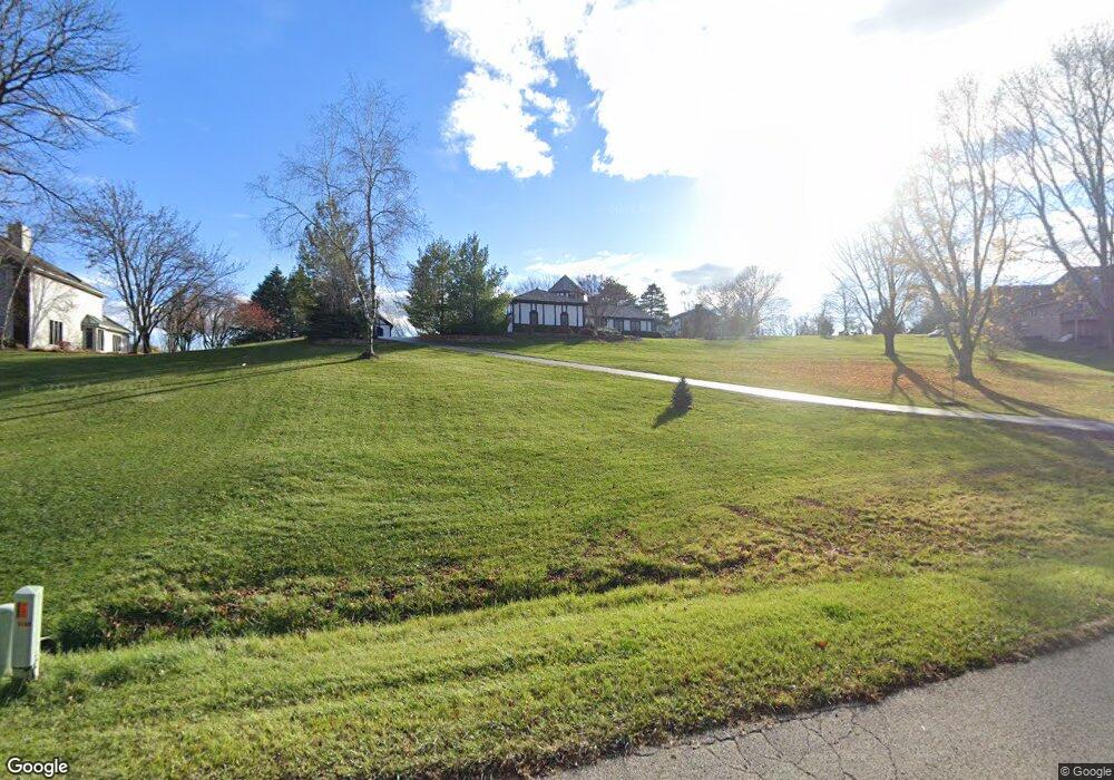 5655 Brighton Ln, Algonquin, IL 60102 - photo 1