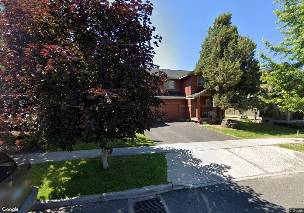 20809 Comet Ln, Bend, OR 97701 - photo 1