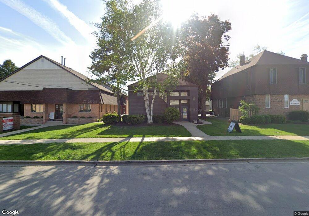 315 S Naperville Rd, Wheaton, IL 60187 - photo 1