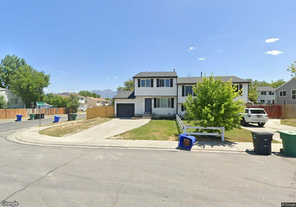 8827 S Pinion Ln, West Jordan, UT 84088 - photo 1