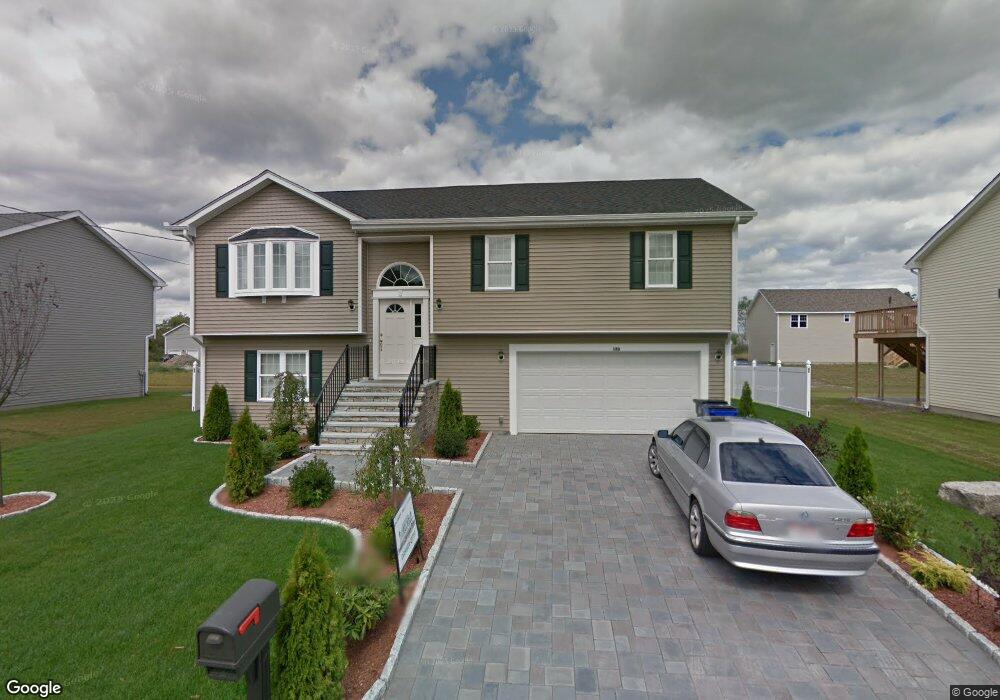 180 Lynwood St, Fall River, MA 02721 - photo 1