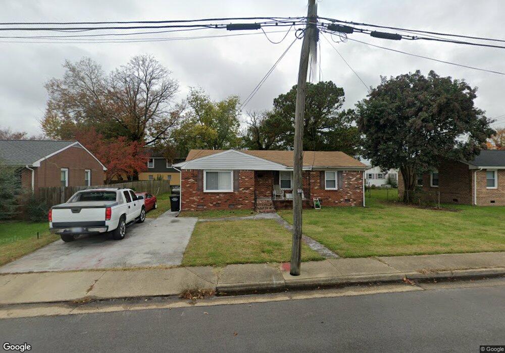 2512 Effingham St, Portsmouth, VA 23704 - photo 1