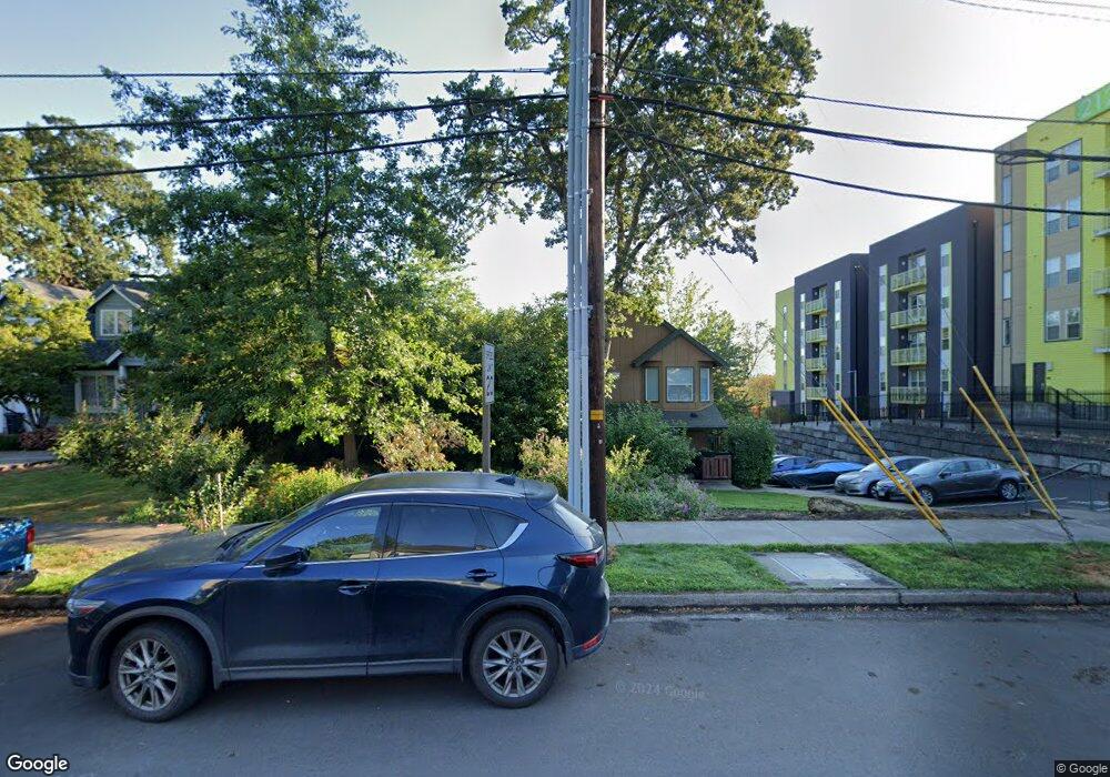 2001 Garden Ave unit 1-19 Millrace Garden, Eugene, OR 97403 - photo 1