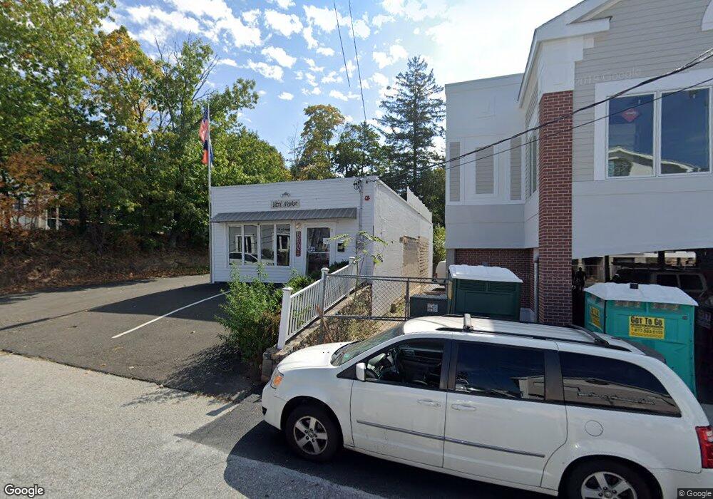 31 Vitti St, New Canaan, CT 06840 - photo 1