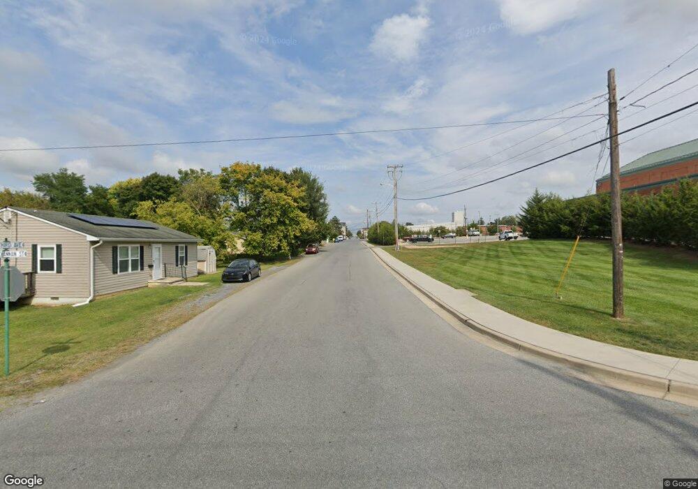 400 W 3rd Ave unit 2, Ranson, WV 25438 - photo 1