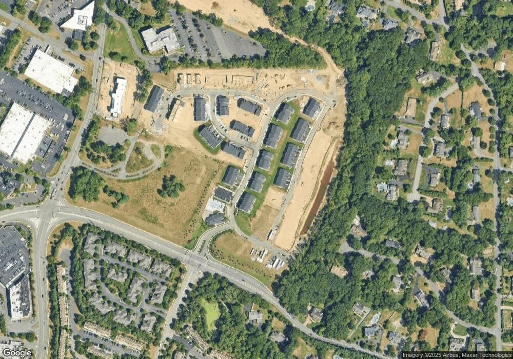 27 Goldfinch Dr, Upper Saddle River, NJ 07458 - photo 1