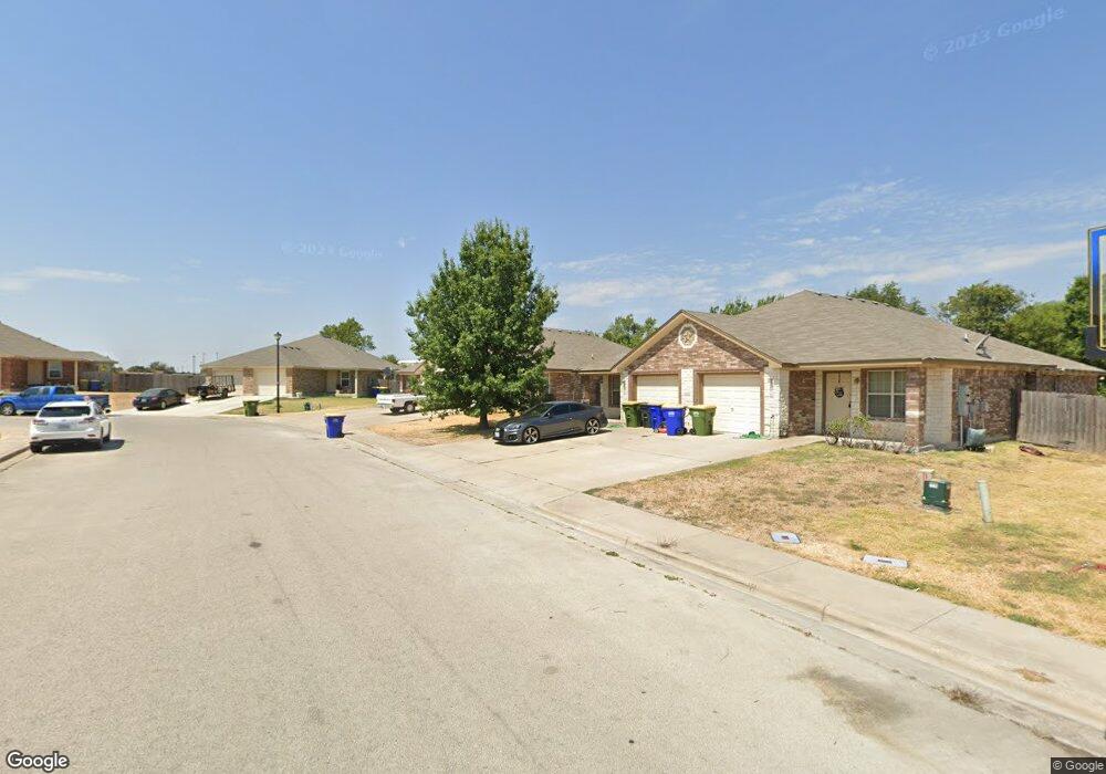 1112 Leah Dr, Troy, TX 76579 - photo 1