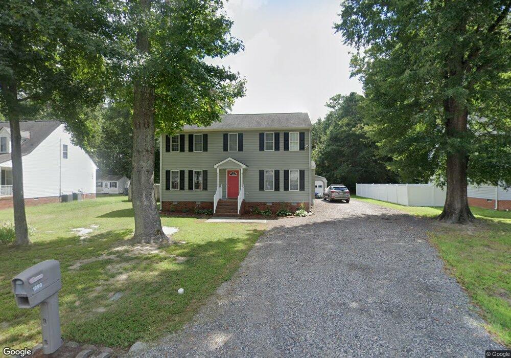 1070 Bagby St, West Point, VA 23181 - photo 1