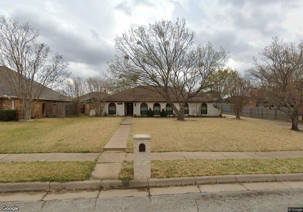 3712 Westview Dr, Bedford, TX 76021 - photo 1