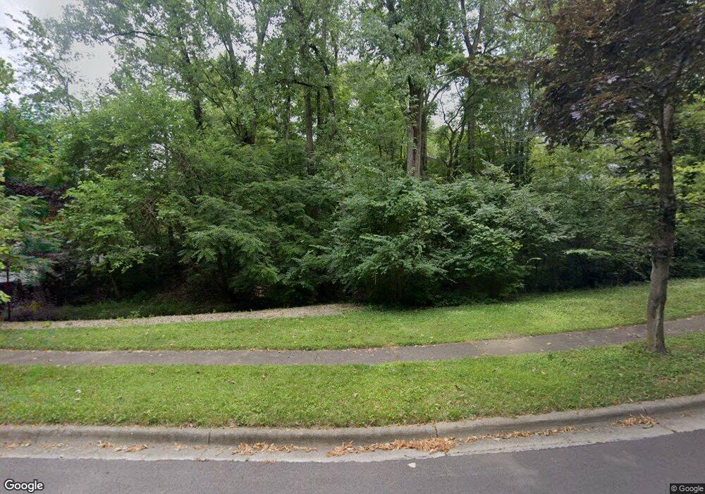 853 Clayton Dr, Worthington, OH 43085 - photo 1