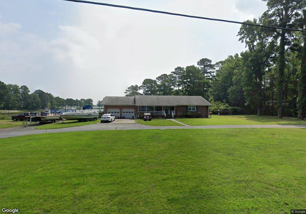 802 Dandy Loop Rd, Yorktown, VA 23692 - photo 1