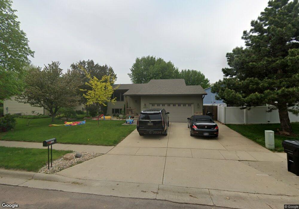 4704 E 36th St, Sioux Falls, SD 57110 - photo 1