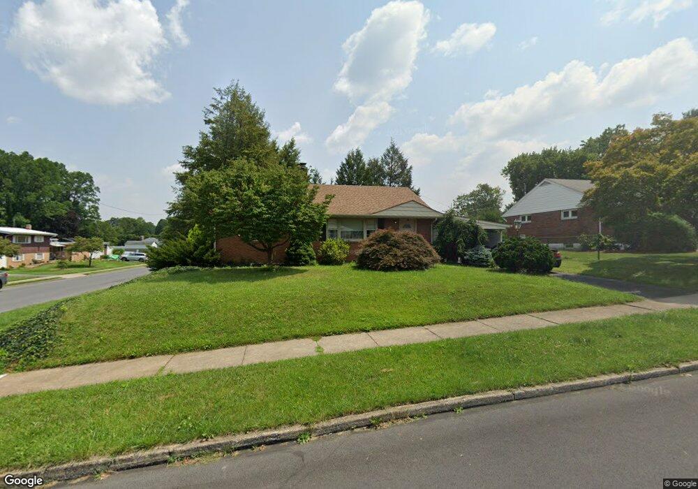 1053 N 26th St, Allentown, PA 18104 - photo 1