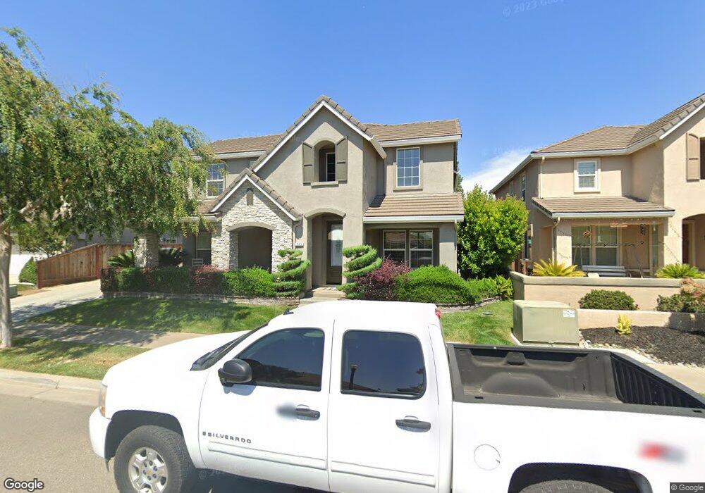 563 Wrangler St, Oakdale, CA 95361 - photo 1