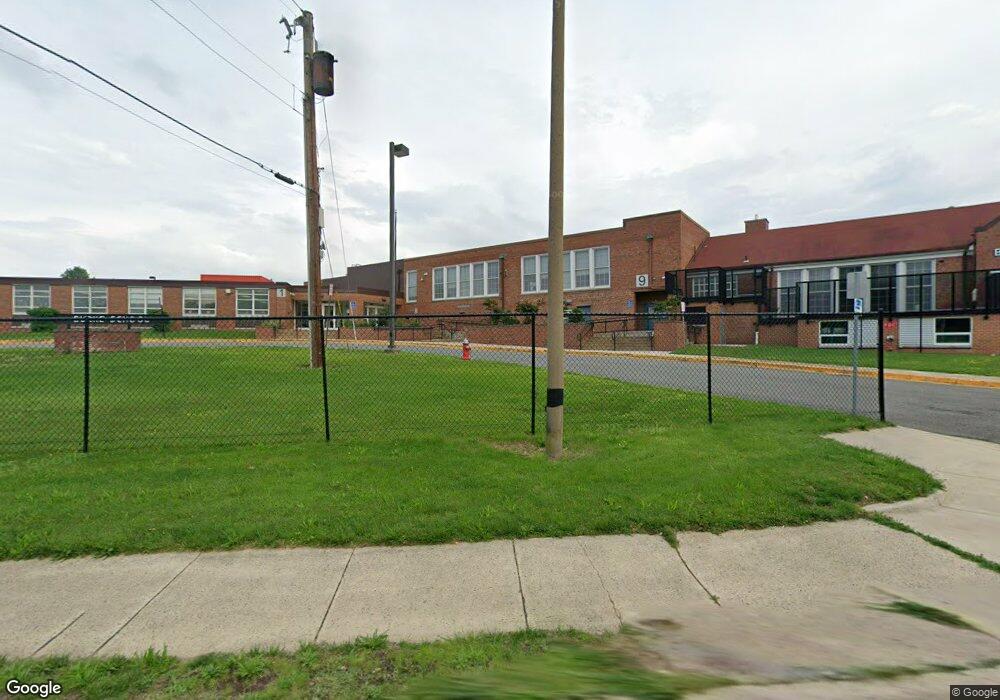 9645 Burke Lake Rd, Burke, VA 22015 - photo 1