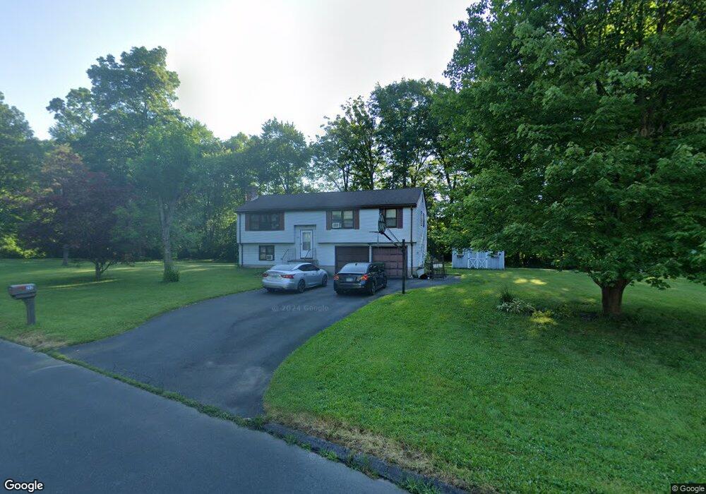 252 Willowcrest Dr, Windsor, CT 06095 - photo 1